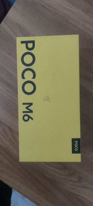 Poco m6 gb256 operativka 8gb
