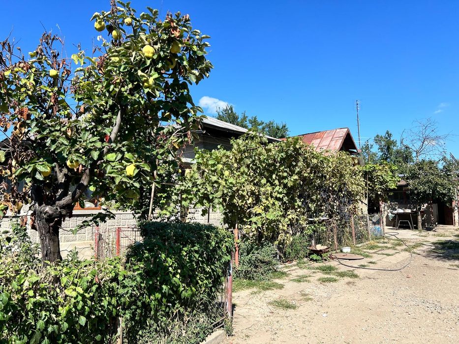 casa aproape de oras teren 1100mp