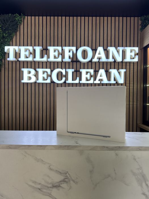 MacBook Air / 13-inch/ M4 / 256GB / 16GB RAM / SkyBlue / Sigilat