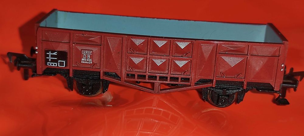 FLEISCHMANN
15 vagoane vagonase pt. trenulet electric vechi ho /16.5