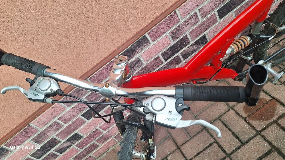 Vand bicicleta pe 26