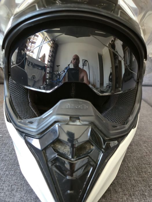 Casca Adventure Touring Airoh Commander
