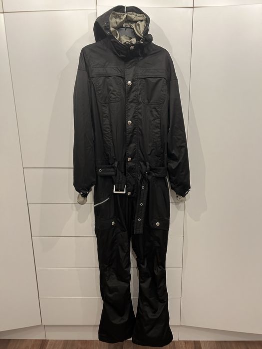 Salopeta costum snowboard burton . Folosit dar in star buna. Marime S.