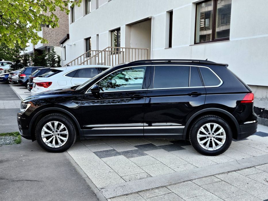 VOLKSWAGEN Tiguan 2020 — imagine 8
