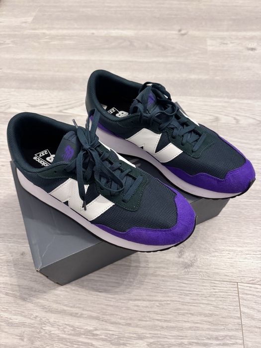 Vand adidasi New Balance 237