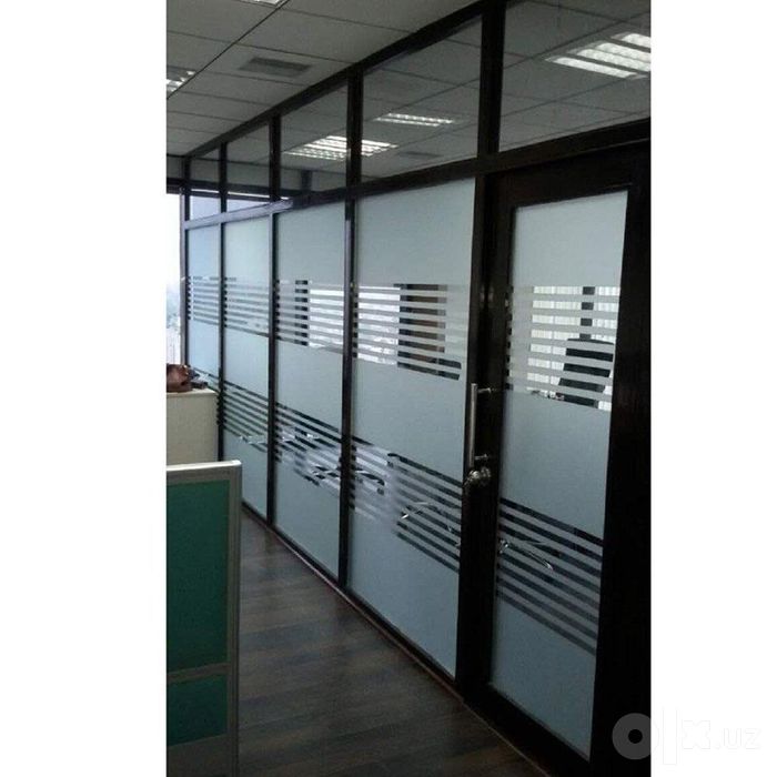 Matovaya plenka orakal tonirovka ofis va zdaniya oynalariga
