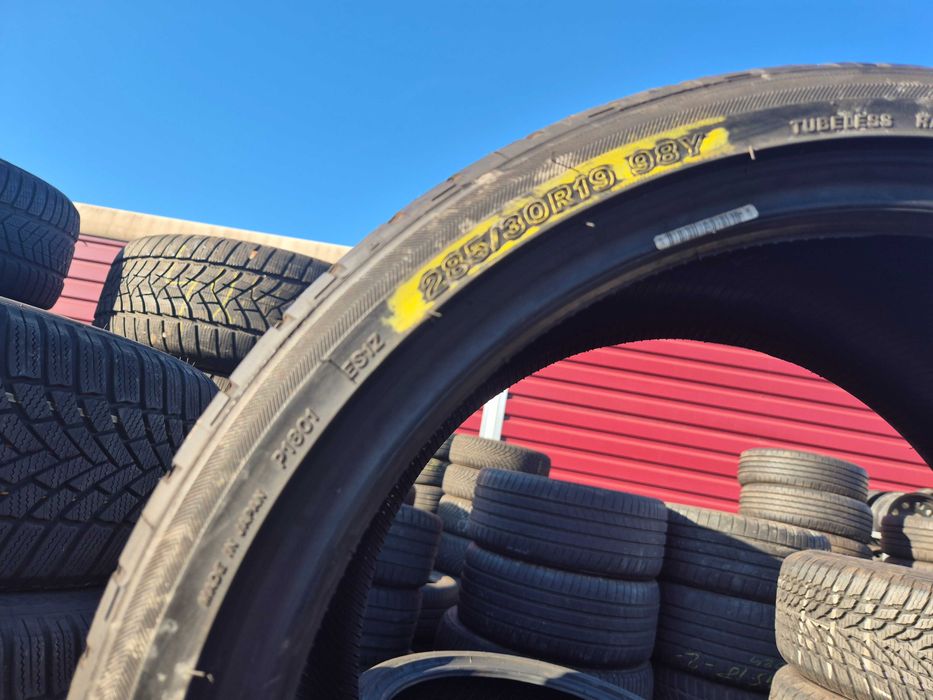 2 Anvelope de VARA - 285/30/19 - BRIDGESTONE - NOI - DOT 2018 !