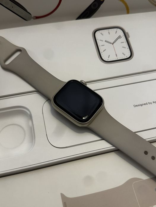 Apple watch 7/41 starlight
