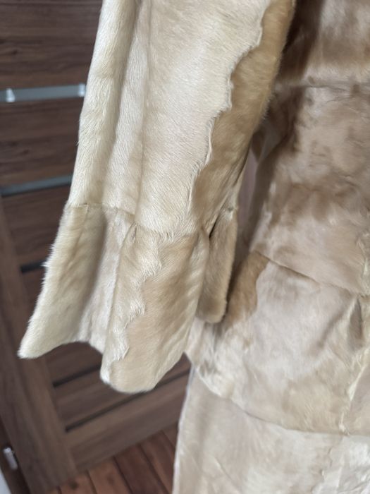 Compleu din blana naturala