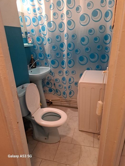 Inchiriez garsoniera, ultracentral