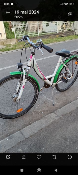 Vînd o bicicletă buna