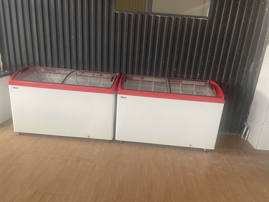 Продам ветринный морозильник