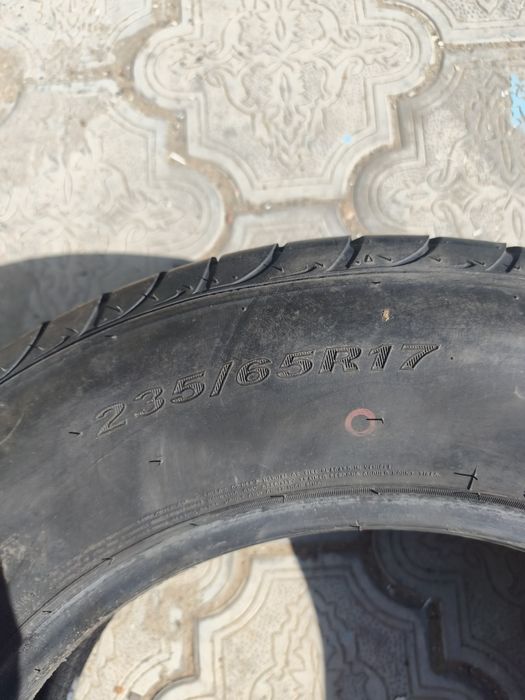 Комплект летних шин Nexen 235/65 R17