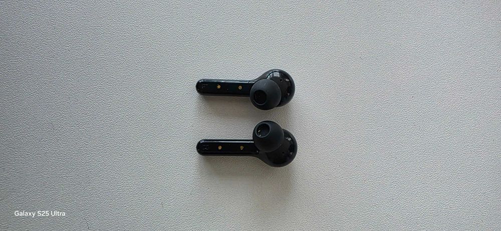 Безжични слушалки Motorola Buds 085