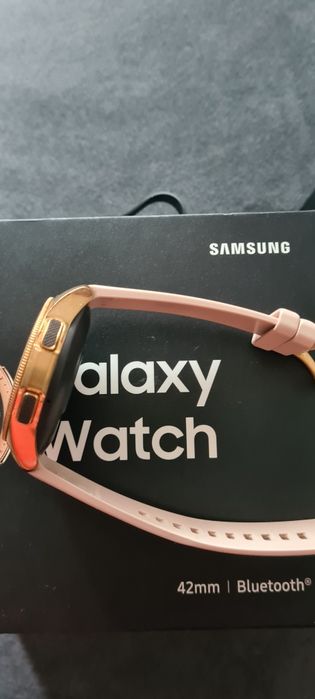 Samsung galaxy watch rose gold