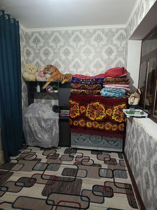 Kvartira sotiladi 1 xona 2xona qilingan