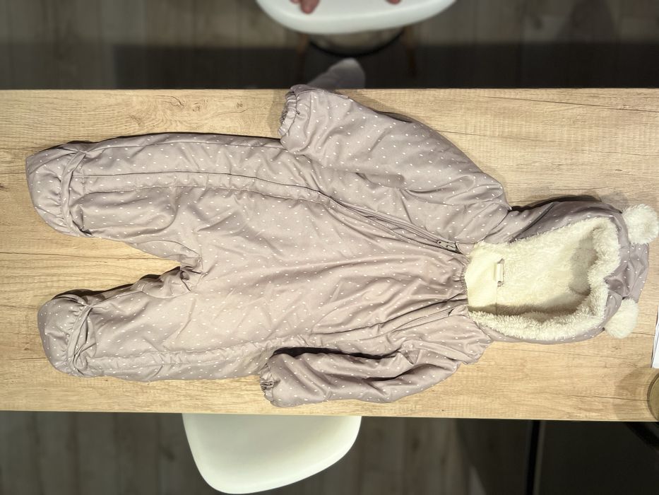 Costum salopeta vătuită bebe H&M  mărimea 68