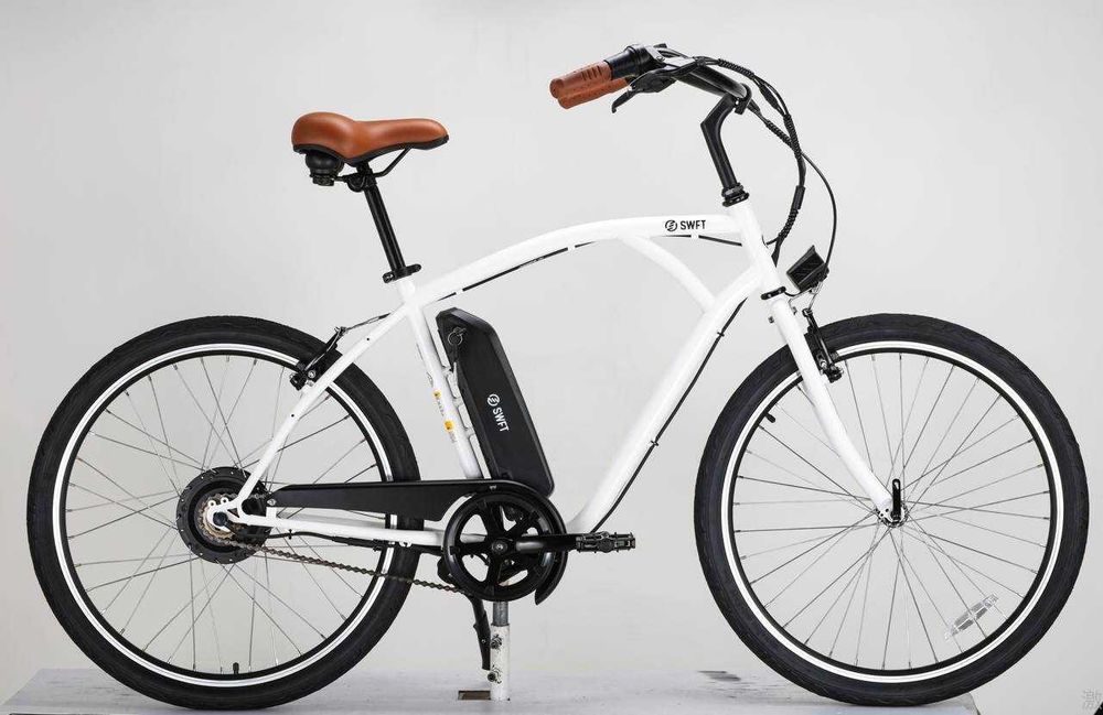 Скидка 15% ! Городской фирменный электровелосипед