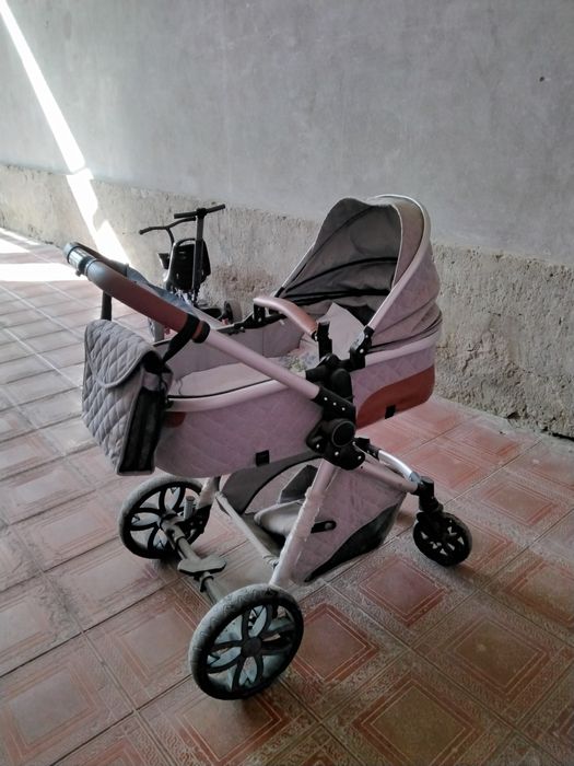 Каляска детская для детей с сумкой