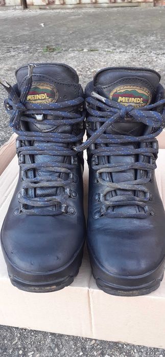 Туристически обувки Meindl N:38
