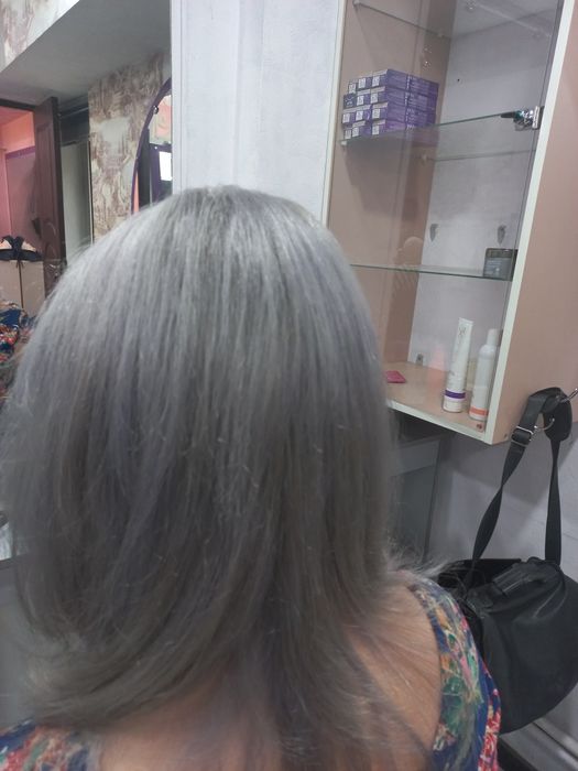 Колорист любые техники окраса.и выход в любой цвет