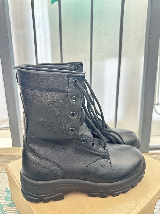 Берцы зимние 40 размер…..