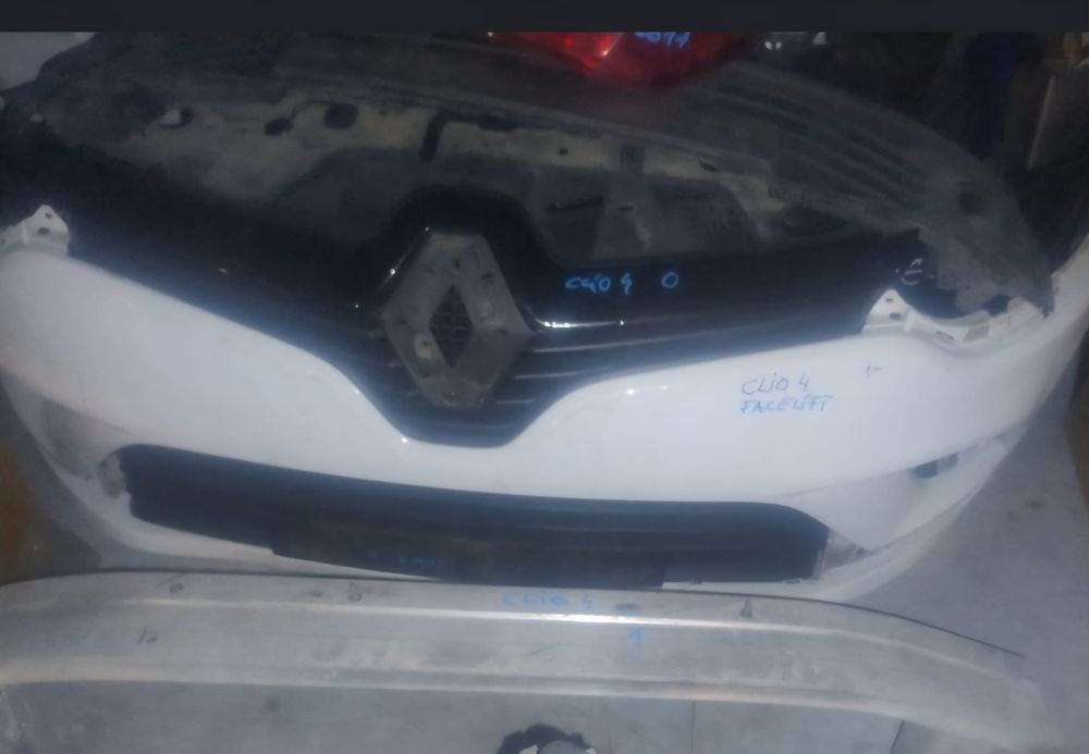 Bară față față Renault Clio 4.