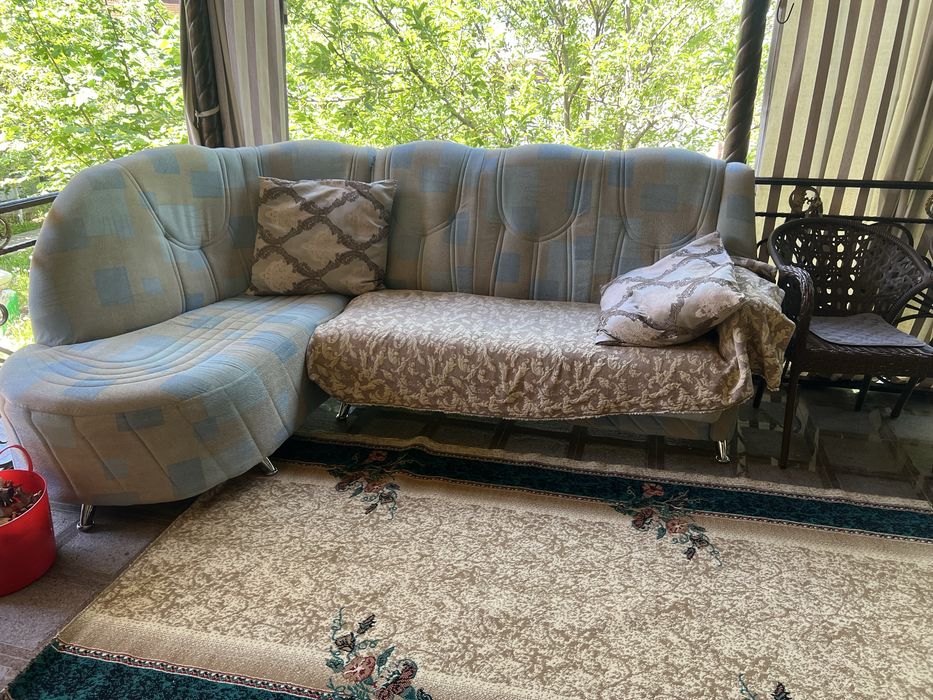 Продам Диван уголок