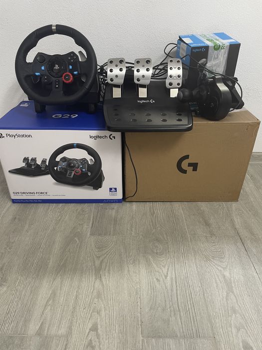 Vând Logitech G29