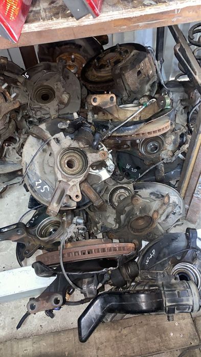 Ступица/цапфа на Toyota Camry 30