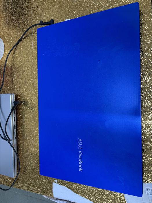 Asus Vivobook core i3-11 поколение отличном состоянии