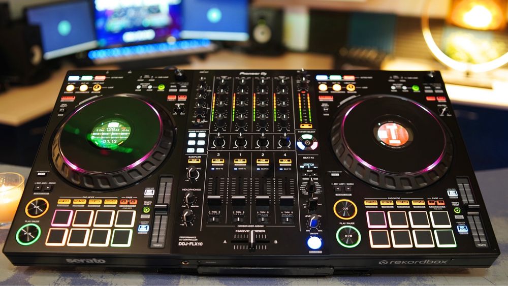 Consola Pioneer FLX10