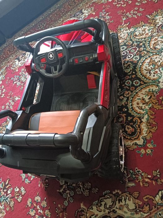 Детская электро машинка