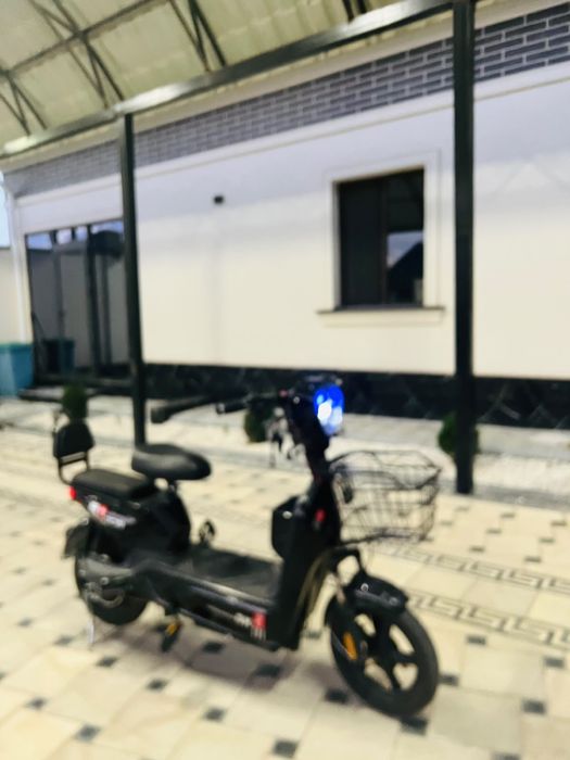 Скутер электро Sk8 500в б/у