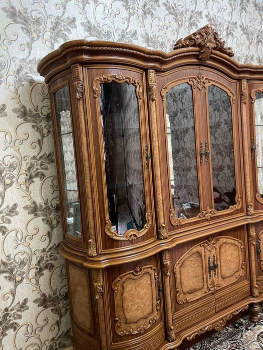 Стол стул и горка