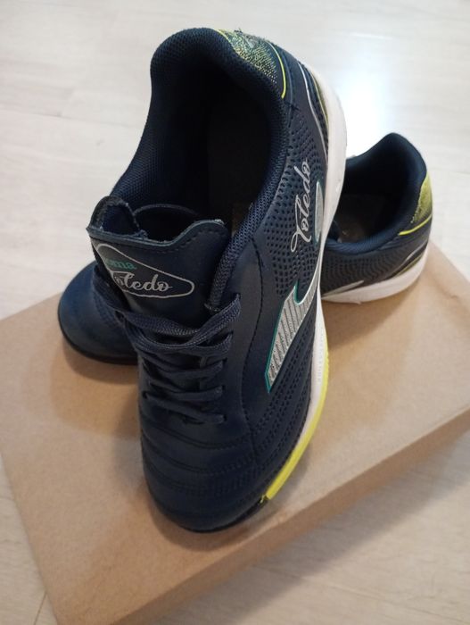 Adidași fotbal JOMA Toledo, Nr 34