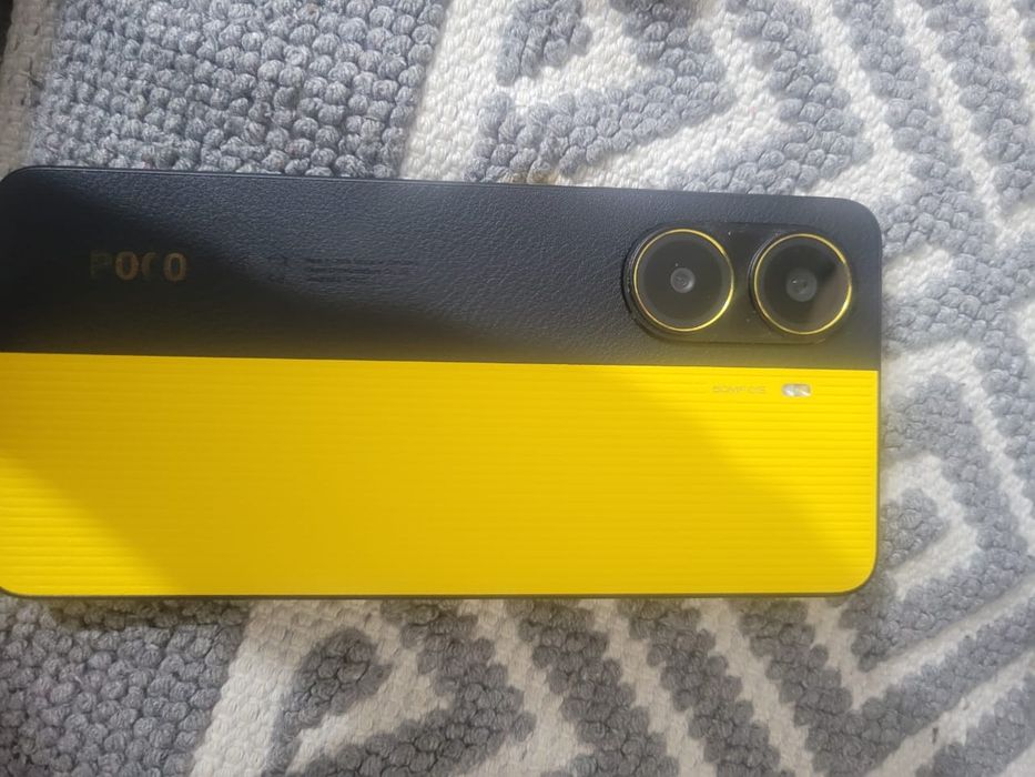 Продам поко х7 pro на 12/512
