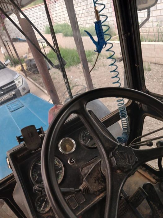 Трактор беларусский