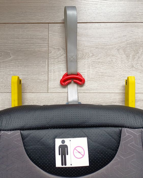 Inaltator auto Chipolino Roady cu sistem Isofix