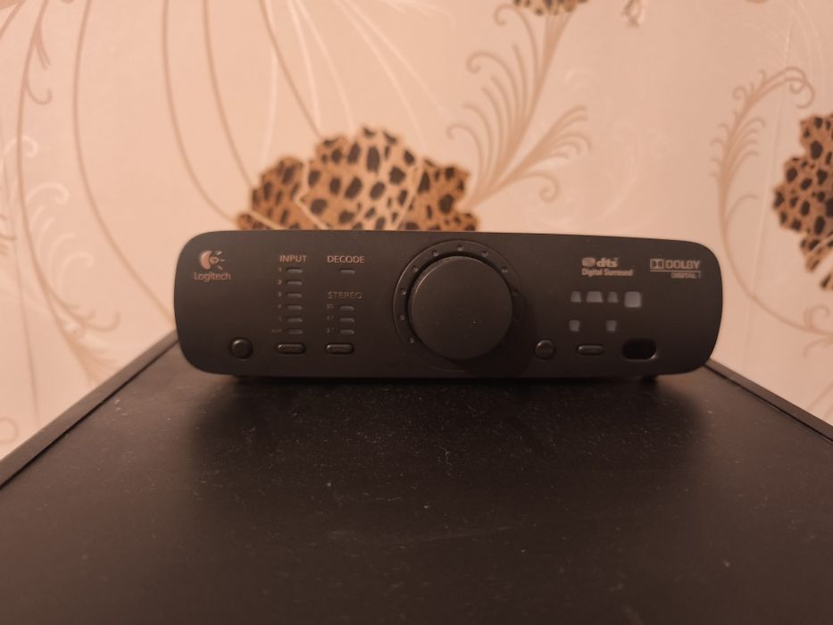 Домашна аудио система 5.1 Logitech z906