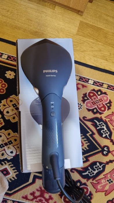 Aparata de calcat vertical potabil philips  sth7020 seria 7000