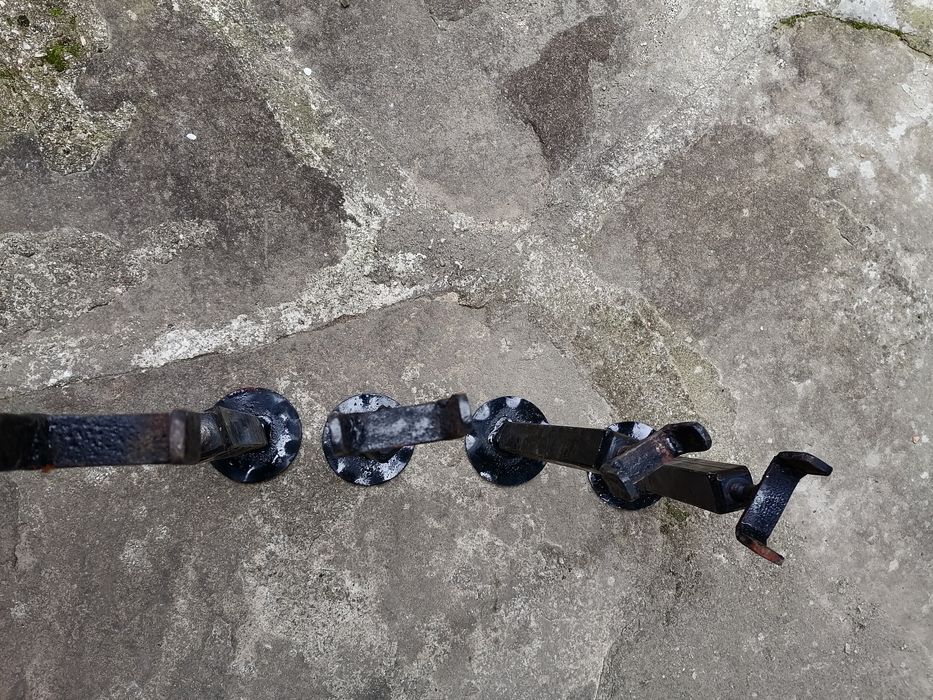 Метални подпорки