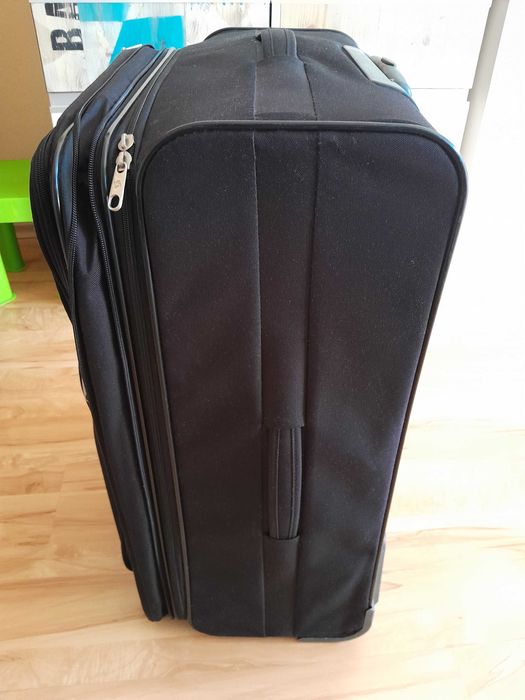 Куфар Самсонайт марков9