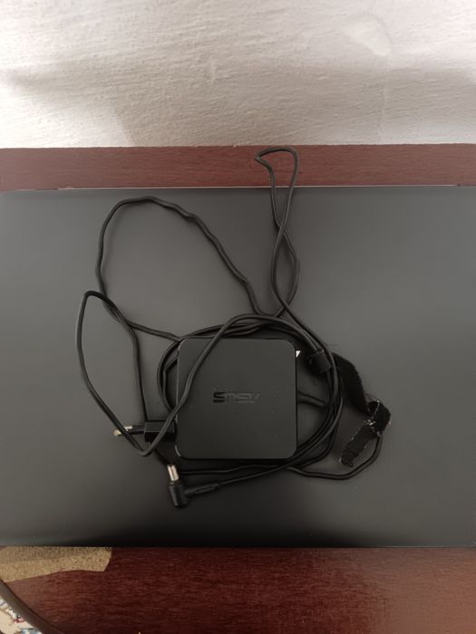 Продам ноутбук ASUS