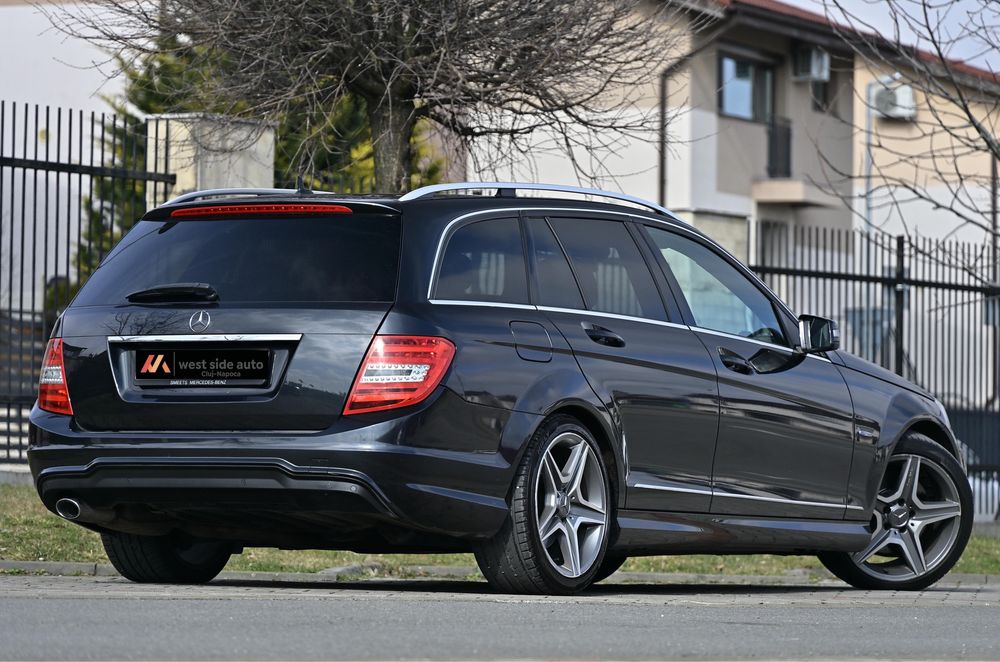 Mercedes C250 205cp - 4matic - AMG Sport   - 7G Tronic - Manufaktur
