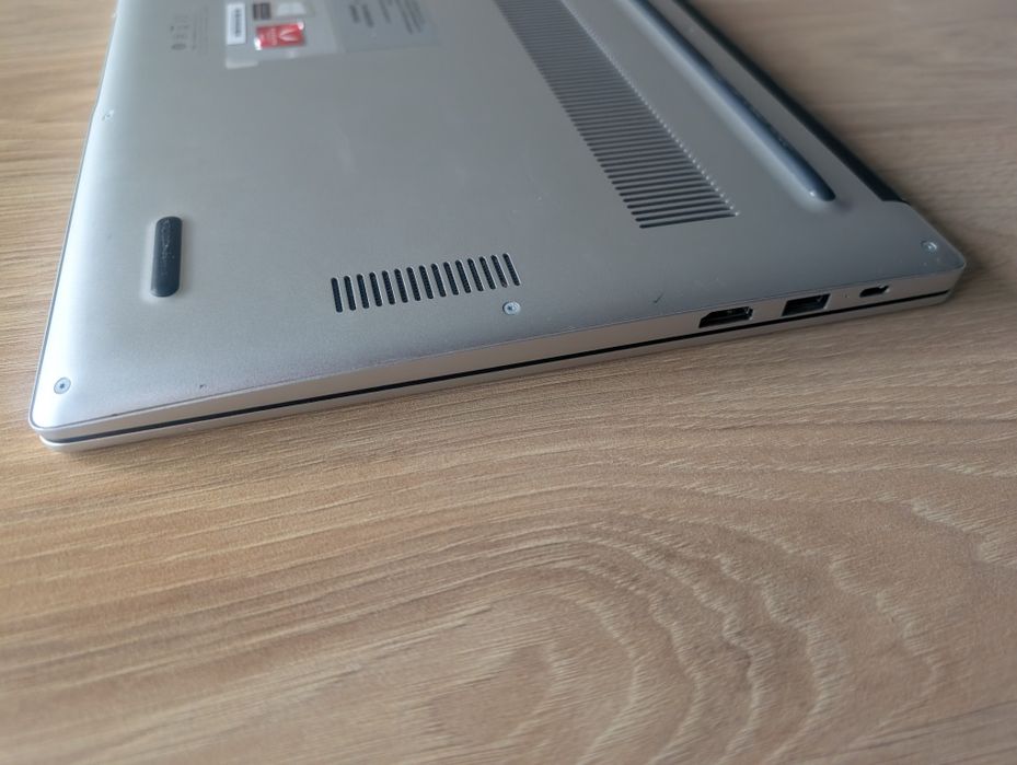 Лаптоп HUAWEI MateBook D15 / 8GB RAM / 256SSD / AMD Ryzen 5 / 1,53kg