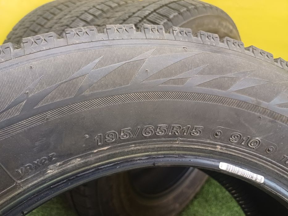 Шины 195/65 R15 Bridgestone комплект