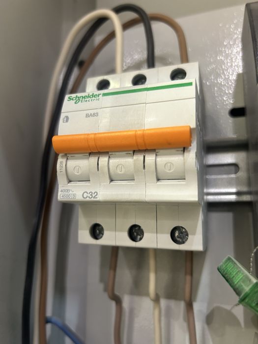 Электрик аварииный вызов на дом