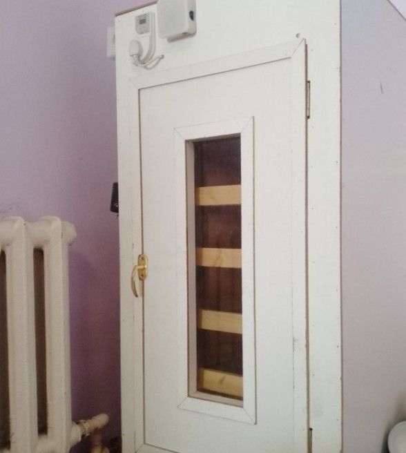 Inkubator sotiladi