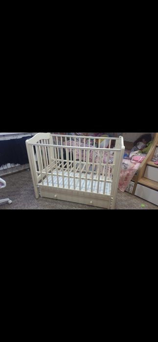 продам детскую кроватку